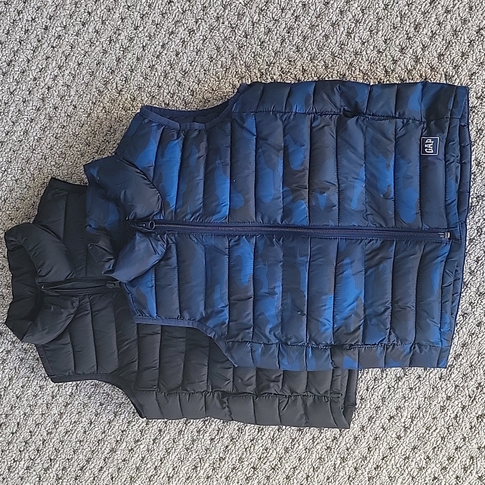 Gap Pimaloft vests (2)